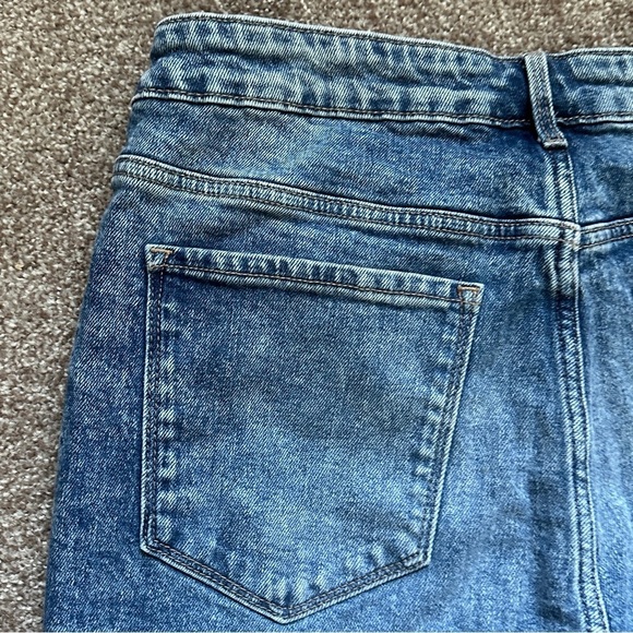 Old Navy Extra High Rise Blue Acid Wash Flare Jeans Women's Size 14 NWOT Boho - Picture 13 of 14
